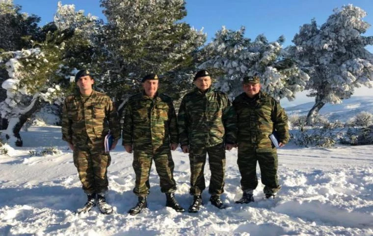 Ο Α/ΓΕΣ Στεφανής πραγματοποιεί αιφνιδιαστικές επισκέψεις σε Μονάδες Στρατού Ξηράς στην Αττική – Δείτε τις εικόνες